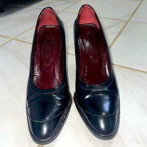 womens shoes size 6 Black Pumps